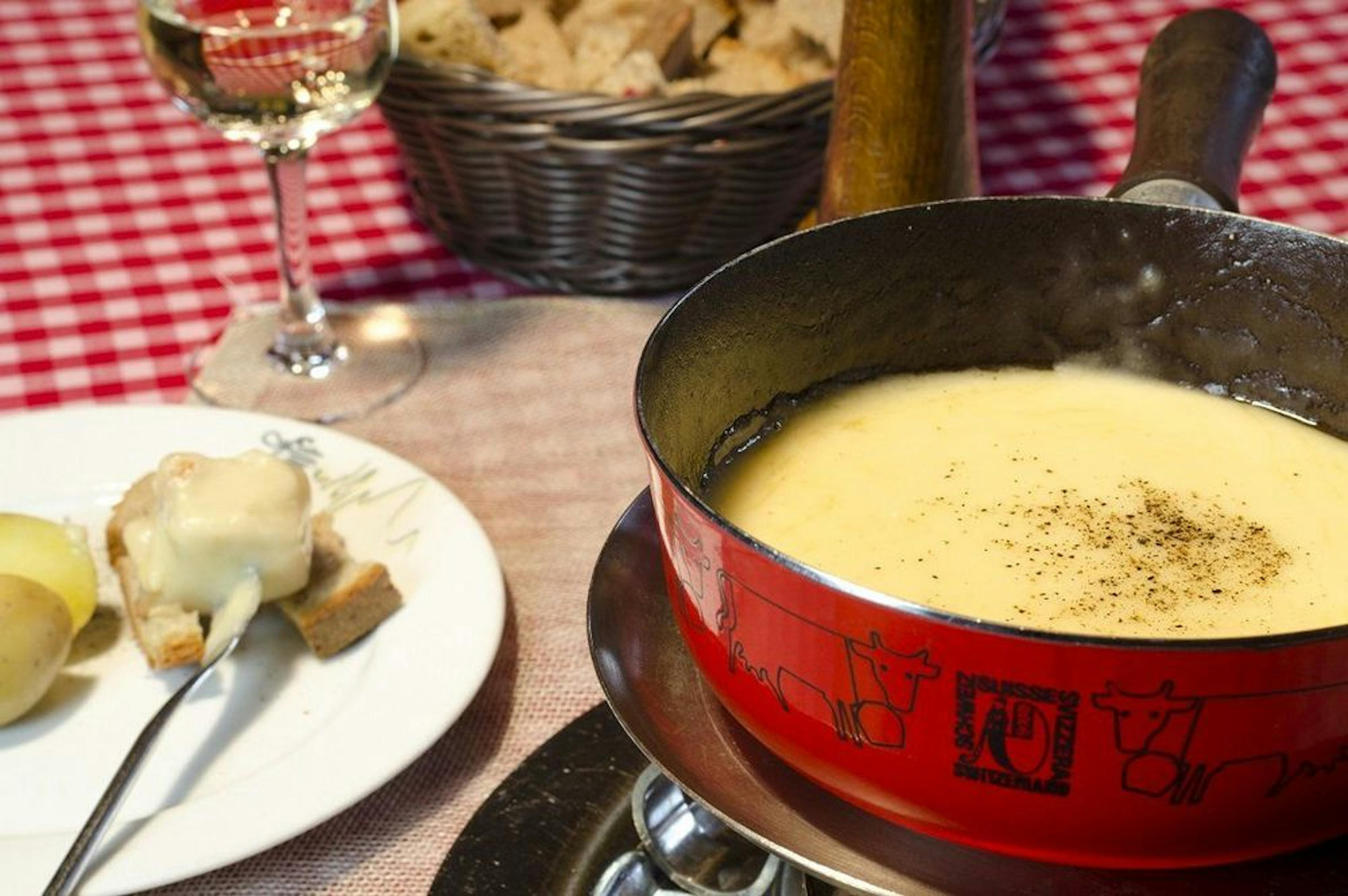 Five Fun Facts About Fondue (And Where to Eat it in Zermatt