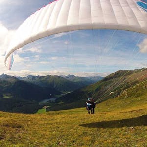 Paragliding trial flight Klosters
