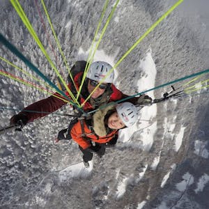 Paragliding Interlaken Winter