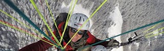 Selfie Tandem Paragliding Winter Interlaken
