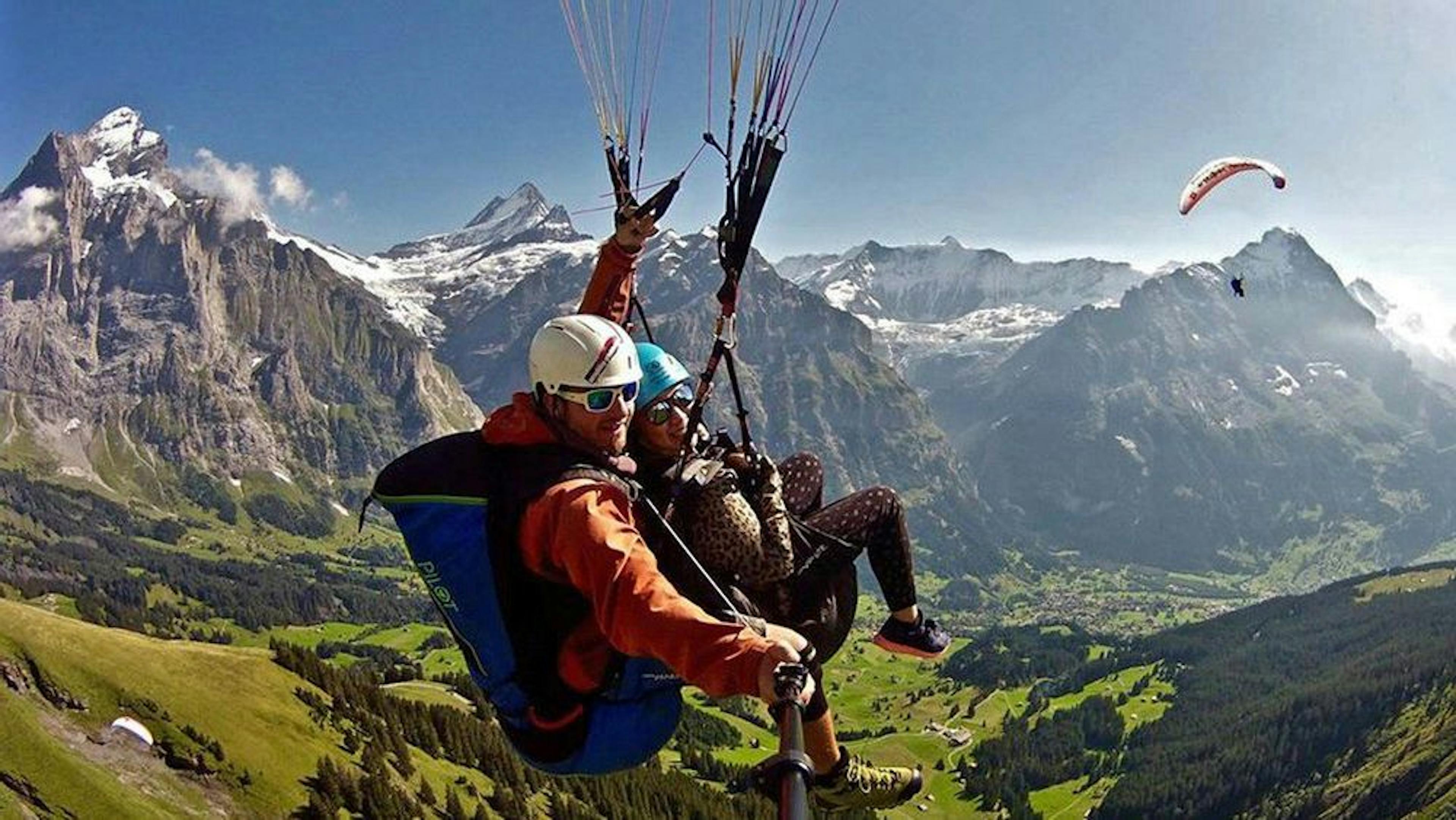 Paragliding Grindelwald Eiger North Face