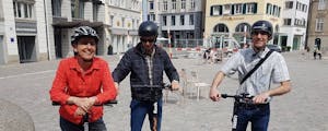 Il meglio di Zurigo Tour privato guidato in E-Scooter