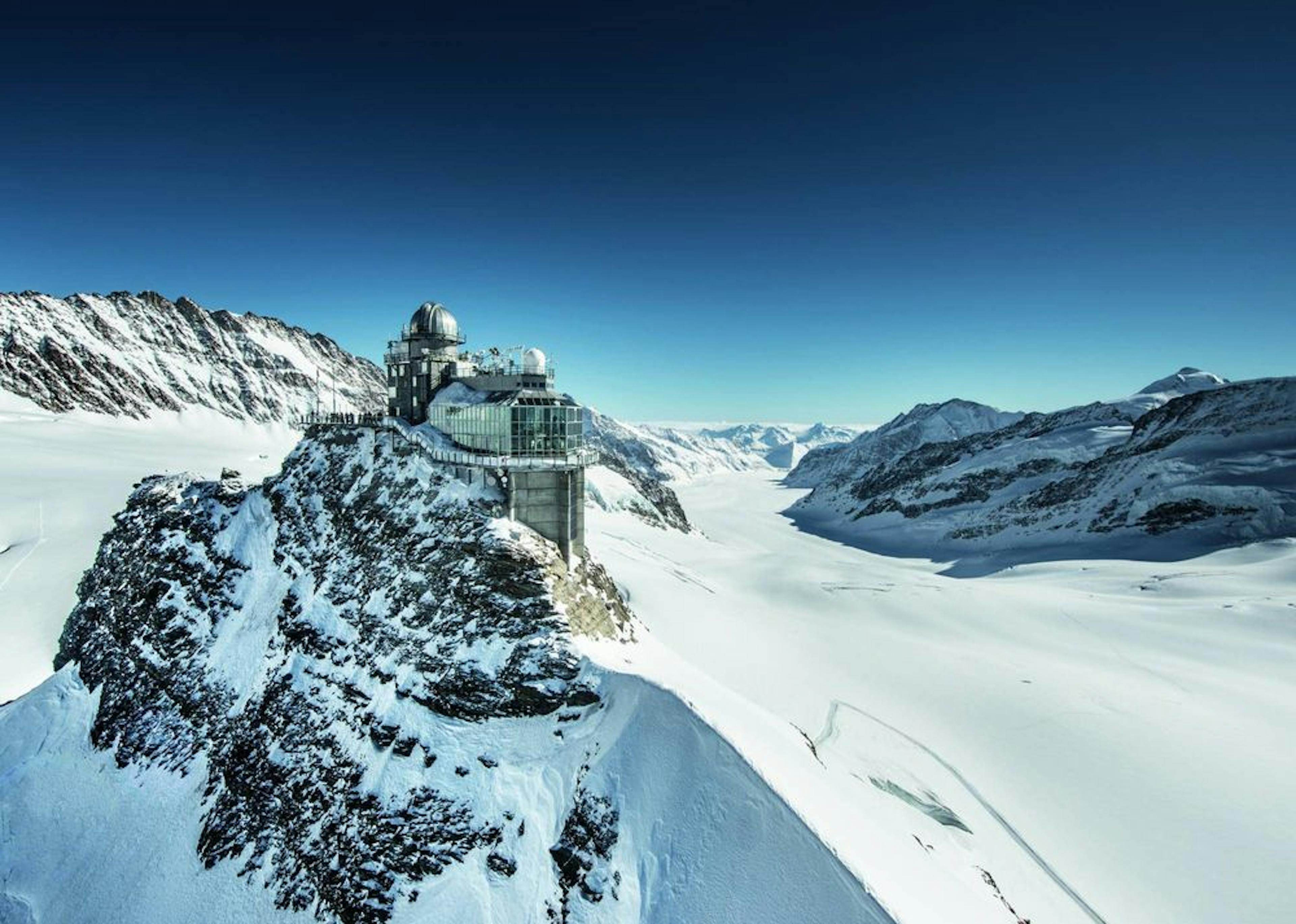 Excursion d'une journée au Jungfraujoch menée par Lucerne