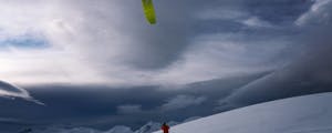 Cours d'initiation au snowkite pour débutants à Davos