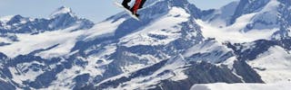 Lezioni private di freestyle su tavola da surf a Zermatt