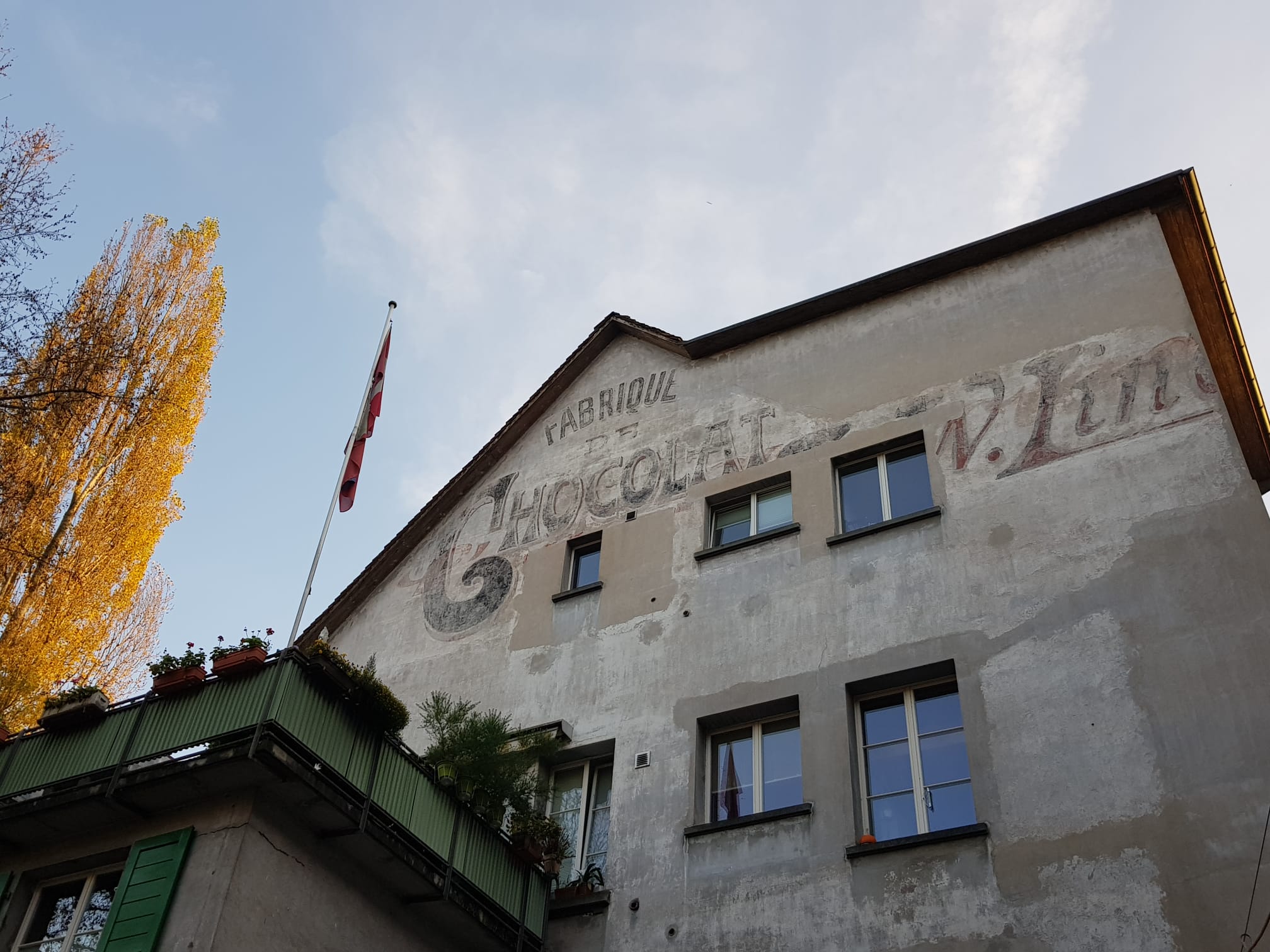 Schokoladenstadt: Entdecke die Schokoladenkultur und historische Gebäude in Bern.