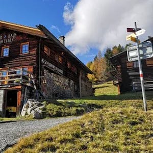 Adventure Room Davos inkl. Abendessen und Schneeschuhwanderung