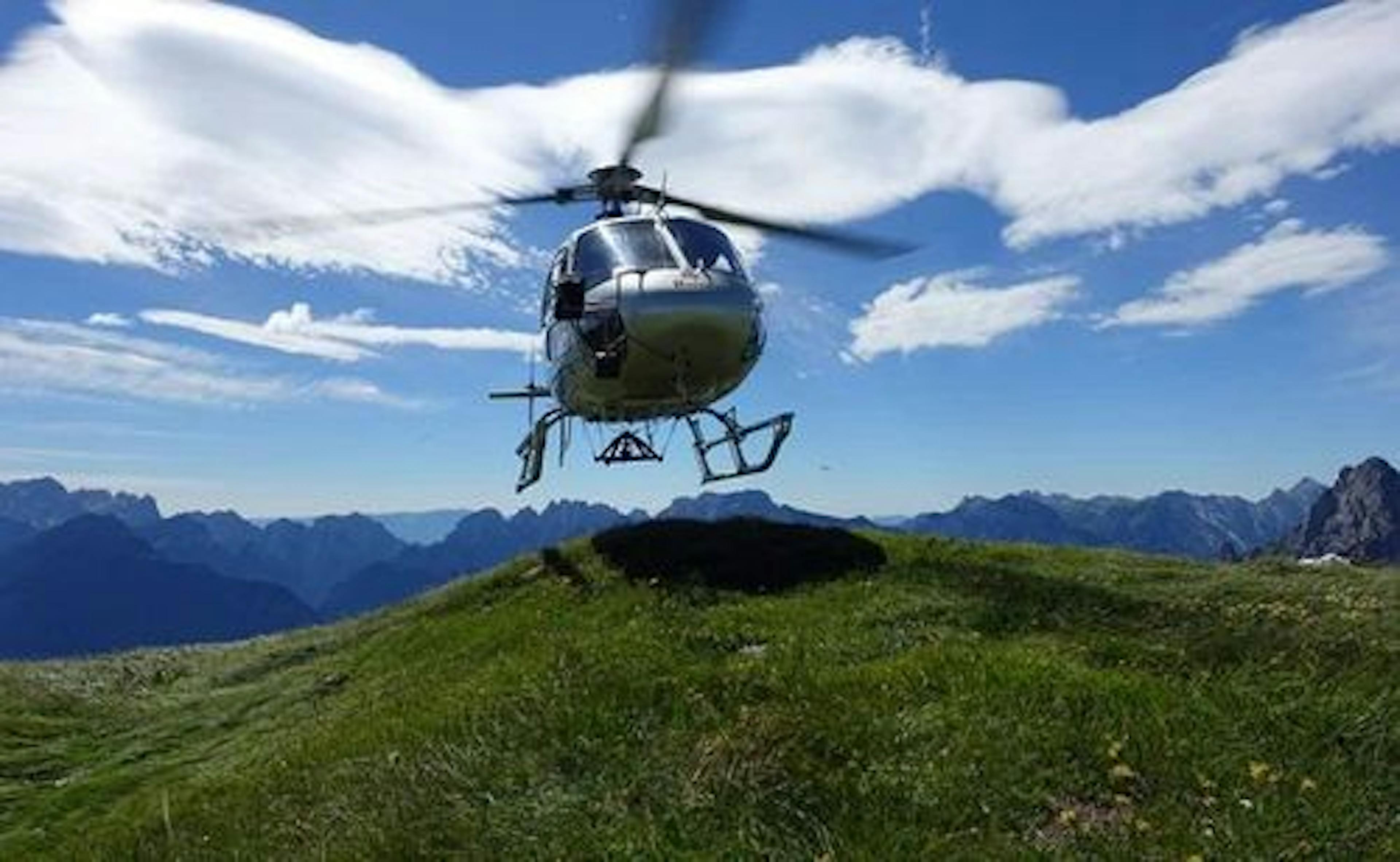 Helikopter Rundflug Berge Alpen