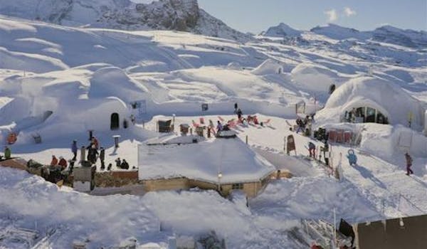 Fondue Village d'igloos Zermatt Randonnée