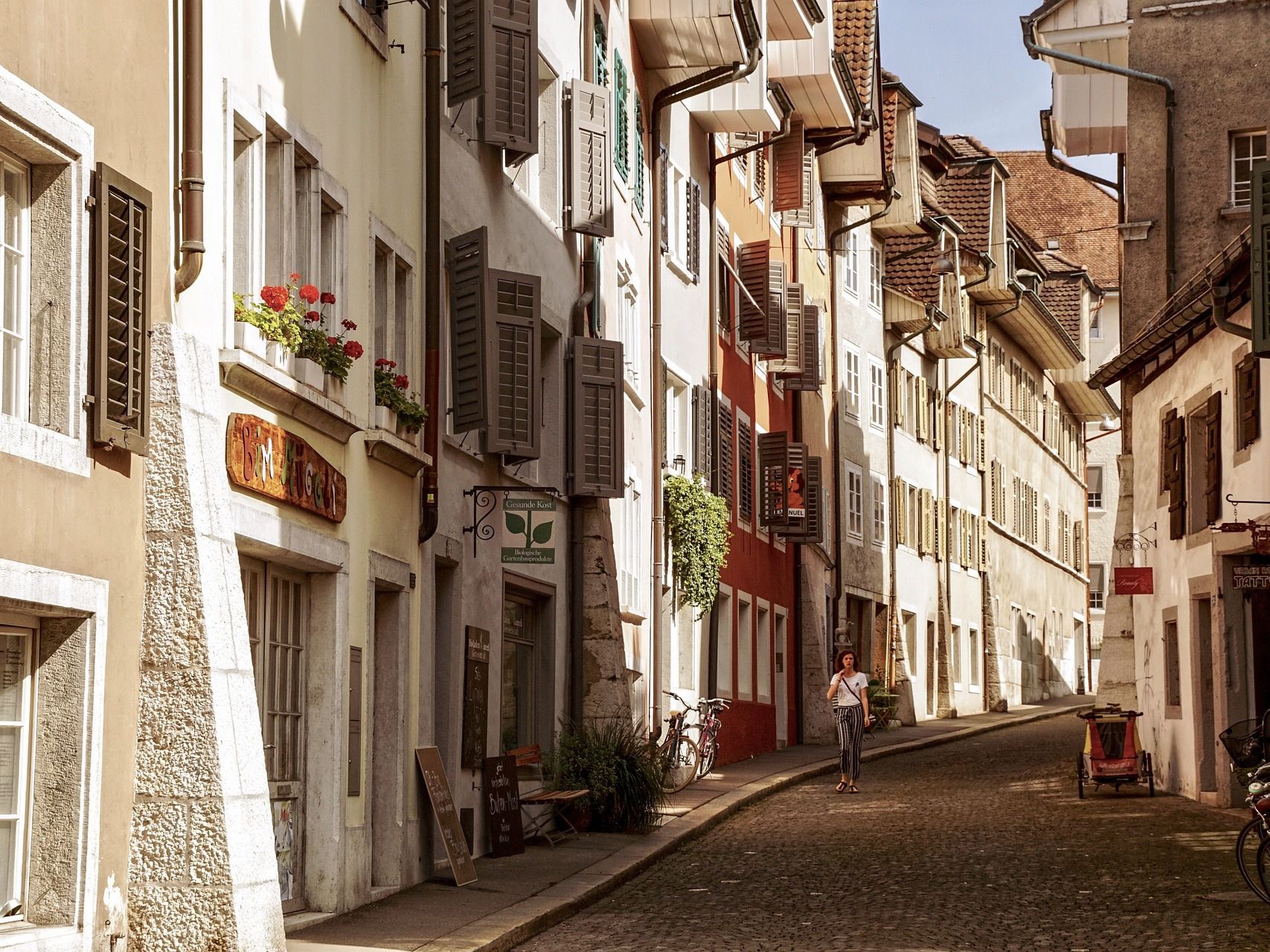 Solothurn: Malerische Altstadt mit charmanten Häusern und idyllischen Gassen.