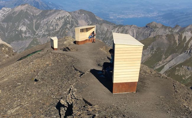 Schilthorn View Lounges no Schilgrat com uma vista de montanha de sonho